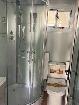 Nhà thùng chứa có cửa sổ trượt nhôm có thể mở rộng với ánh sáng tự nhiên LED