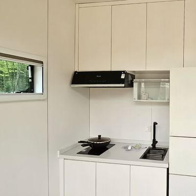 Nhà Cabin Apple Khung Thép Mạ Kẽm và Tấm Kim Loại Khắc Hoa, Hiệu Suất Bền Bỉ và Đáng Tin Cậy